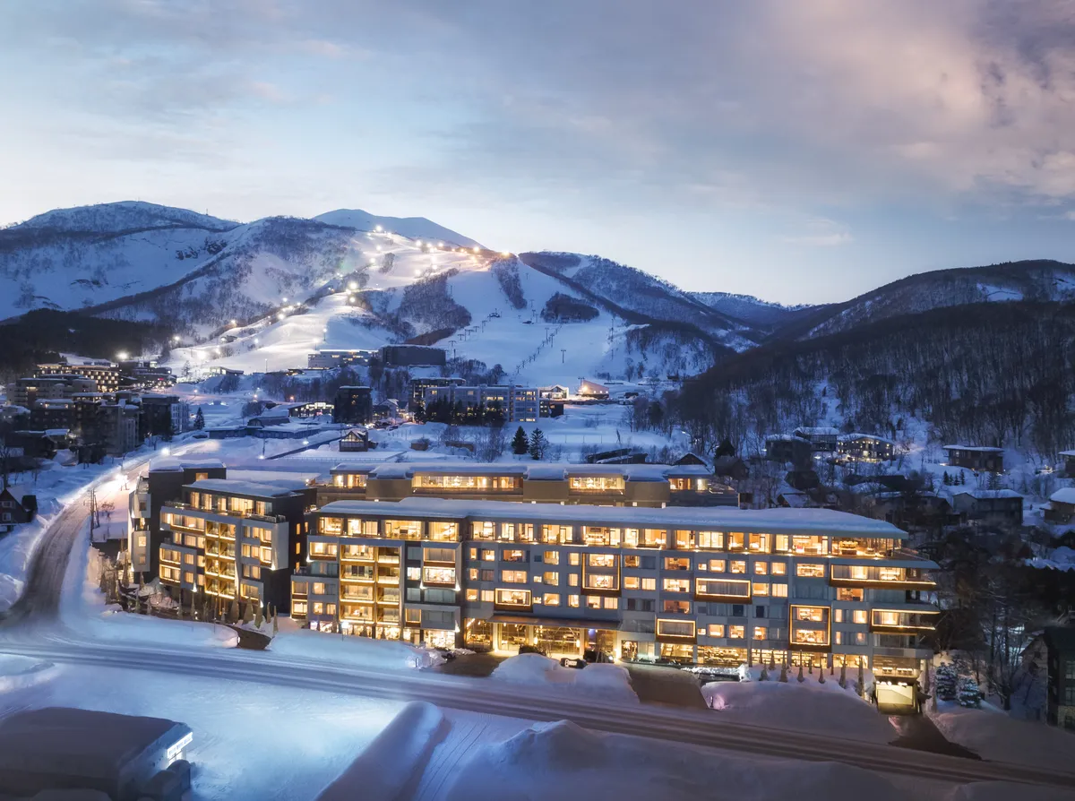 Full House: Niseko 6